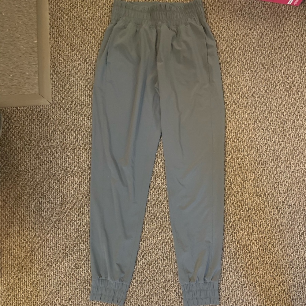 lululemon jogger